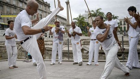 braziliaanse vechtdans|Sporten: de krijgskunst capoeira